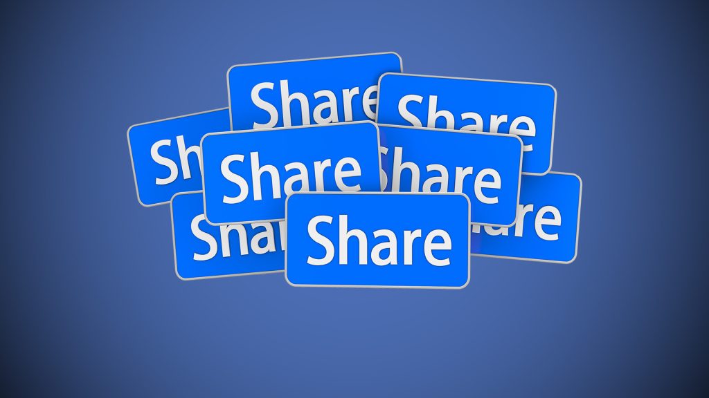 phan-mem-share-facebook
